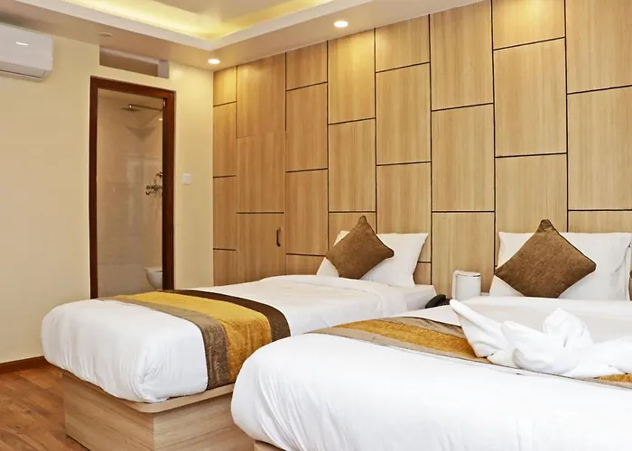 Airport Gurkha Hotel 3*