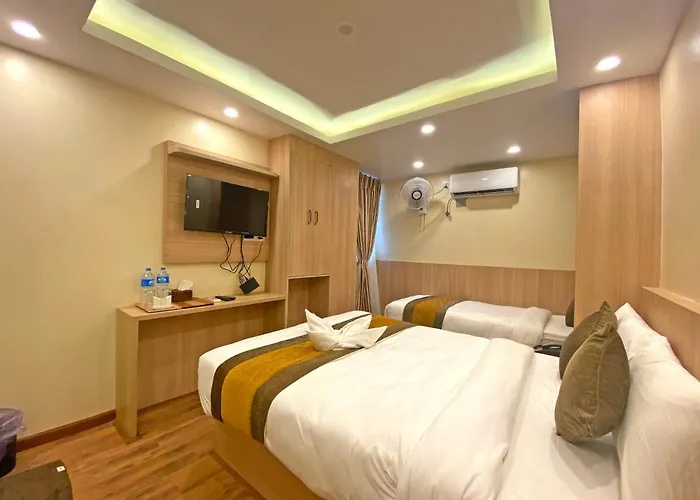 Airport Gurkha Hotel