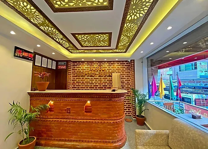 Airport Gurkha Hotel 3*