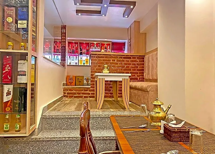 Hotel Airport Gurkha 3*